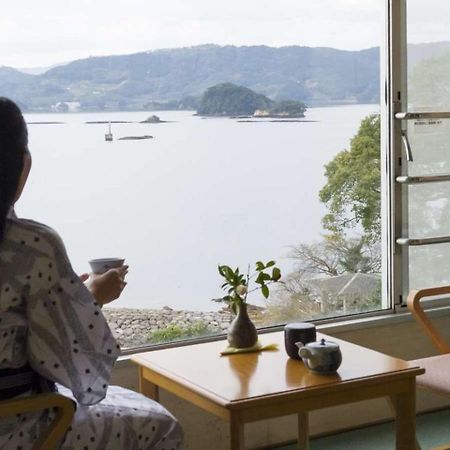 Готель Kokuminshukusha Irohajima Карацу Екстер'єр фото