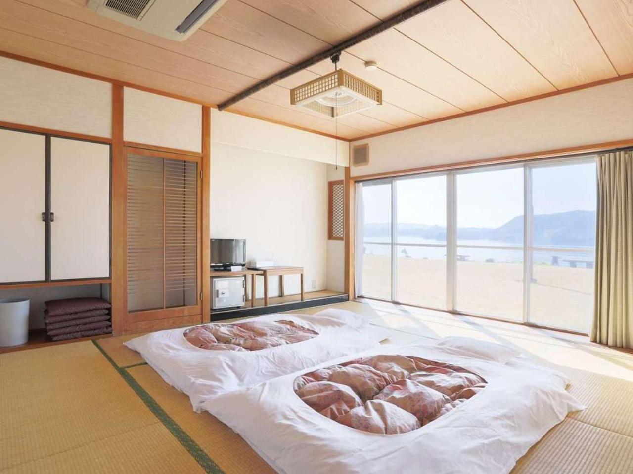 Готель Kokuminshukusha Irohajima Карацу Екстер'єр фото